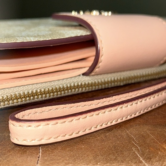 COACH Tech Phone Wallet In Colorblock Signature Canvas - Picture 9 of 13